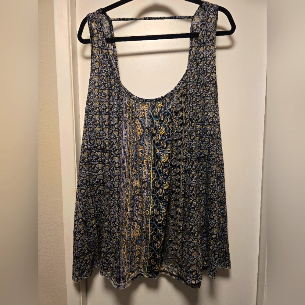 Floral Sleeveless Women's Top